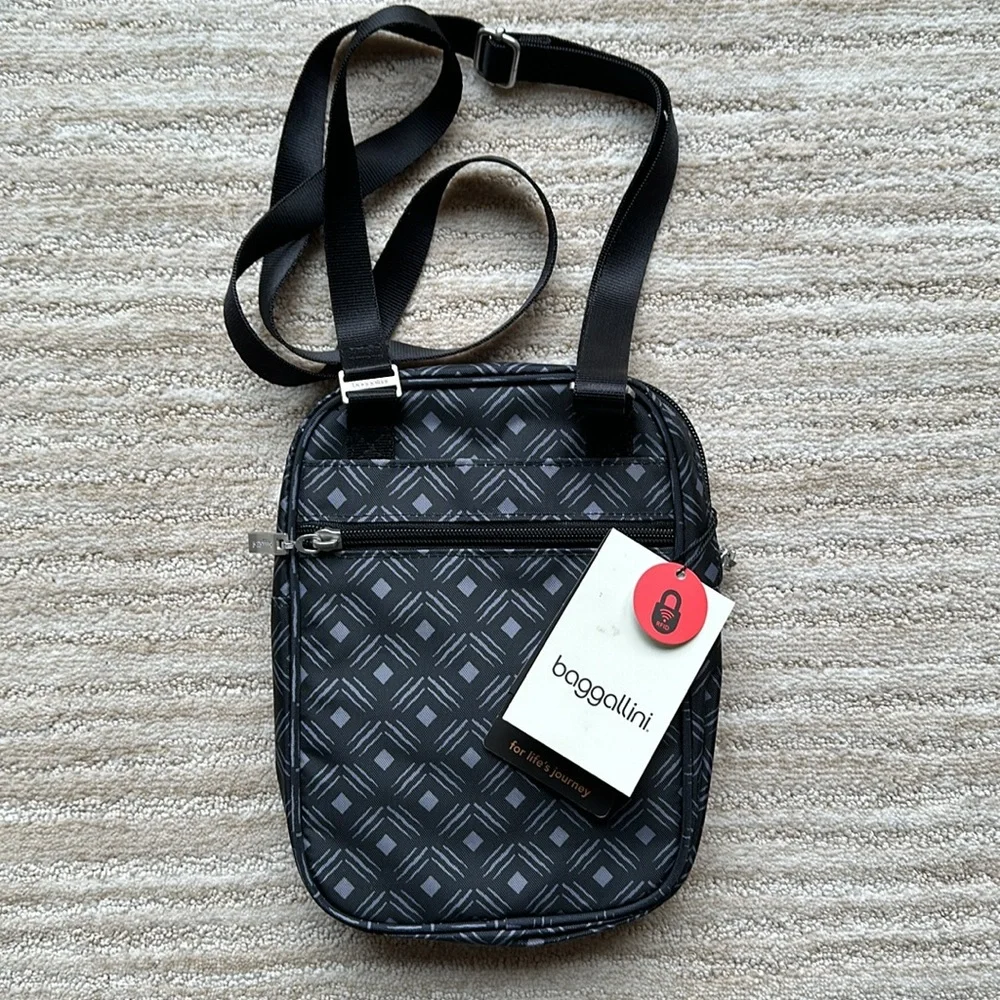 NWT Baggallini Journey Crossbody Bag Travel Purse Black Diamond RFID